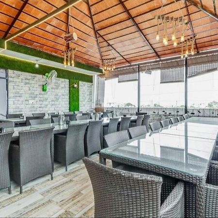 מלון העיר בנגלור Lavish Residency מראה חיצוני תמונה